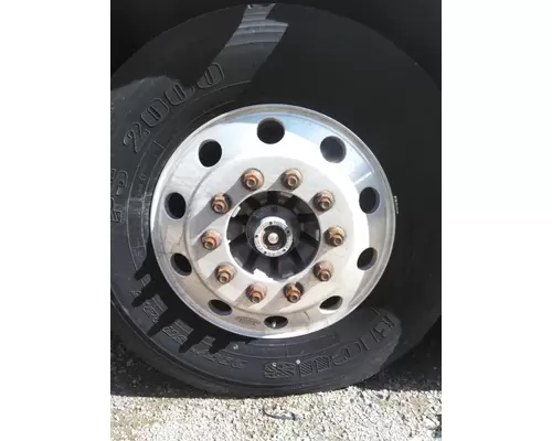 HUB PILOTED - ALUMINUM 22.5 X 8.25 WHEEL