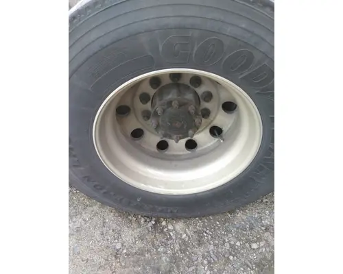 HUB PILOTED - ALUMINUM 22.5 X 8.25 WHEEL