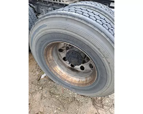 HUB PILOTED - ALUMINUM 22.5 X 8.25 WHEEL