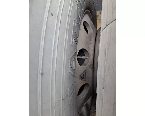 HUB PILOTED - ALUMINUM 22.5 X 8.25 WHEEL