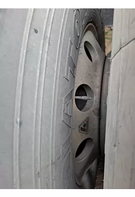 HUB PILOTED - ALUMINUM 22.5 X 8.25 WHEEL