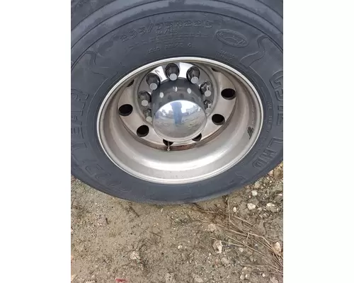 HUB PILOTED - ALUMINUM 22.5 X 8.25 WHEEL