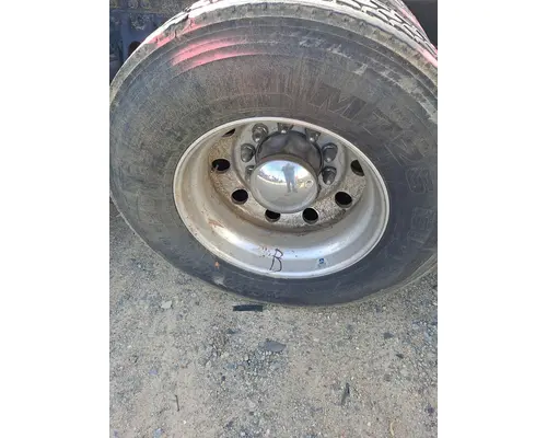 HUB PILOTED - ALUMINUM 22.5 X 8.25 WHEEL