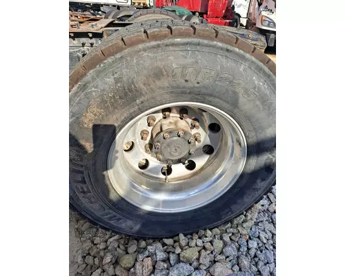 HUB PILOTED - ALUMINUM 22.5 X 8.25 WHEEL