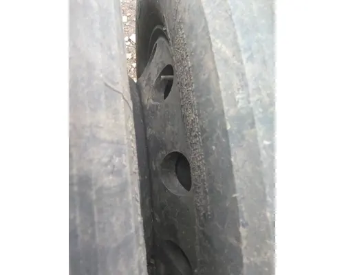 HUB PILOTED - ALUMINUM 22.5 X 8.25 WHEEL