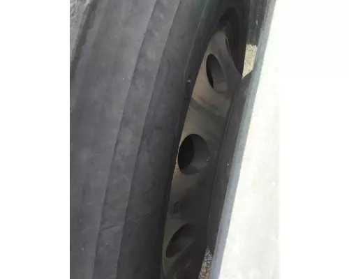 HUB PILOTED - ALUMINUM 22.5 X 8.25 WHEEL