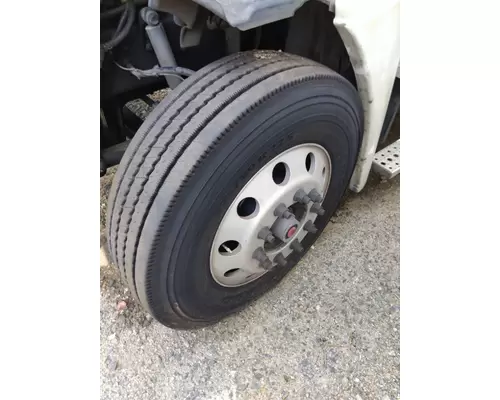 HUB PILOTED - ALUMINUM 22.5 X 8.25 WHEEL
