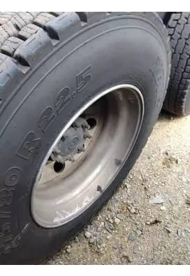 HUB PILOTED - ALUMINUM 22.5 X 8.25 WHEEL