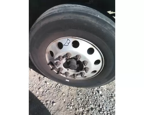 HUB PILOTED - ALUMINUM 22.5 X 8.25 WHEEL