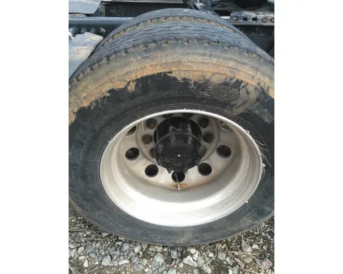 HUB PILOTED - ALUMINUM 22.5 X 8.25 WHEEL