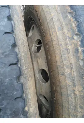 HUB PILOTED - ALUMINUM 22.5 X 8.25 WHEEL