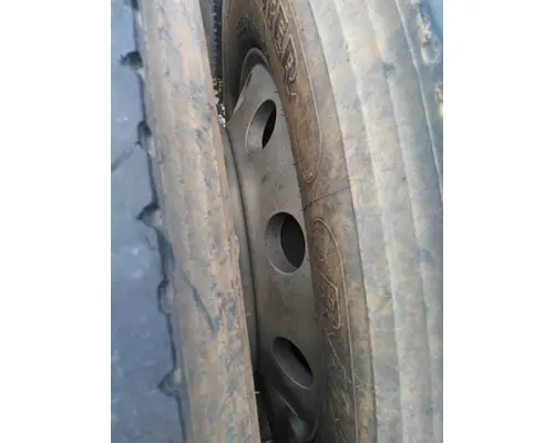 HUB PILOTED - ALUMINUM 22.5 X 8.25 WHEEL