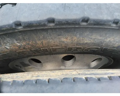 HUB PILOTED - ALUMINUM 22.5 X 8.25 WHEEL