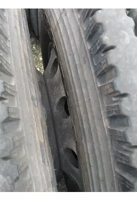 HUB PILOTED - ALUMINUM 22.5 X 8.25 WHEEL
