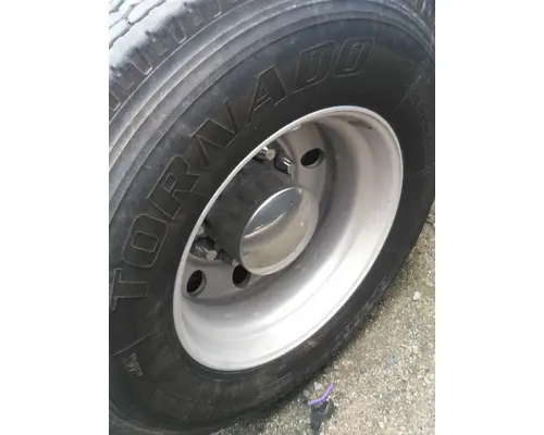 HUB PILOTED - ALUMINUM 22.5 X 8.25 WHEEL