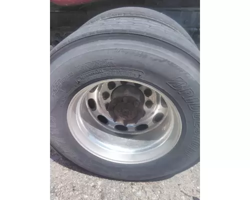 HUB PILOTED - ALUMINUM 22.5 X 8.25 WHEEL