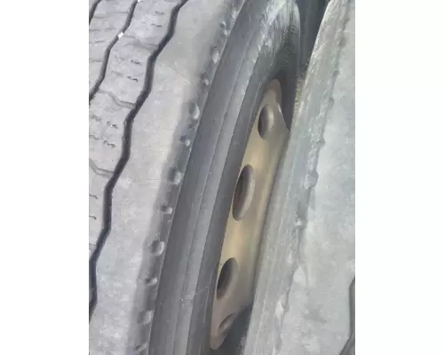 HUB PILOTED - ALUMINUM 22.5 X 8.25 WHEEL