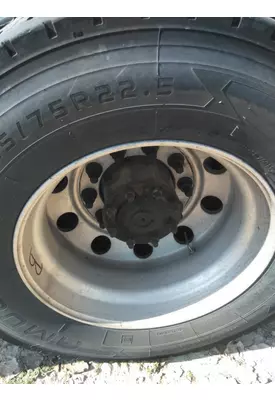 HUB PILOTED - ALUMINUM 22.5 X 8.25 WHEEL
