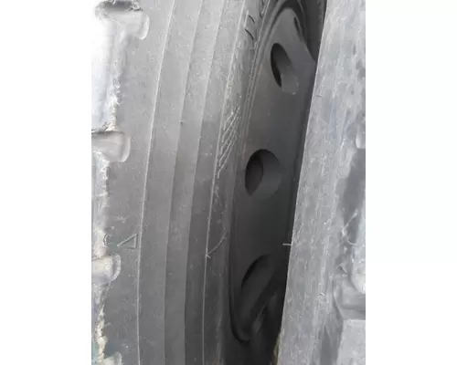 HUB PILOTED - ALUMINUM 22.5 X 8.25 WHEEL