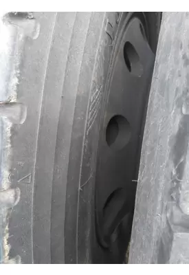 HUB PILOTED - ALUMINUM 22.5 X 8.25 WHEEL