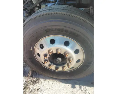 HUB PILOTED - ALUMINUM 22.5 X 8.25 WHEEL