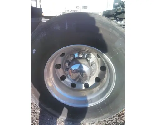 HUB PILOTED - ALUMINUM 22.5 X 8.25 WHEEL