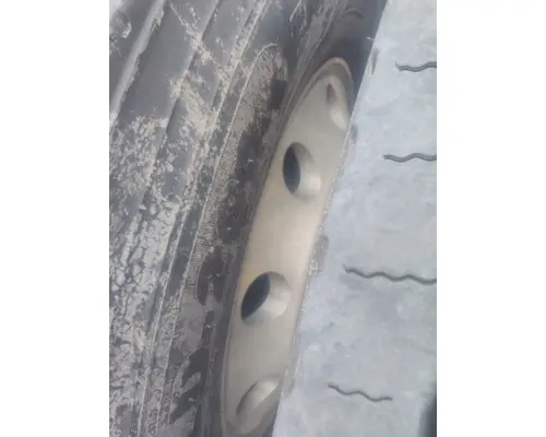 HUB PILOTED - ALUMINUM 22.5 X 8.25 WHEEL