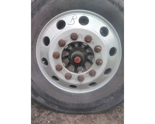 HUB PILOTED - ALUMINUM 22.5 X 8.25 WHEEL