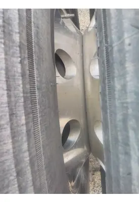 HUB PILOTED - ALUMINUM 22.5 X 8.25 WHEEL