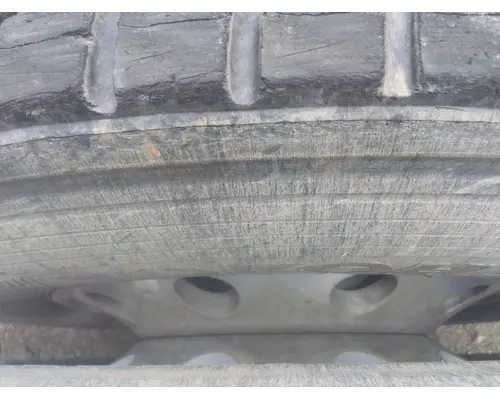 HUB PILOTED - ALUMINUM 22.5 X 8.25 WHEEL