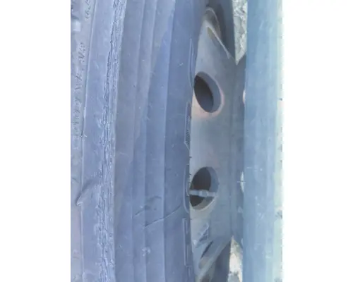 HUB PILOTED - ALUMINUM 22.5 X 8.25 WHEEL