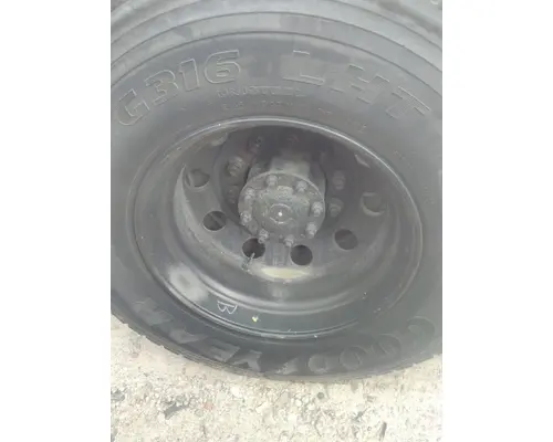 HUB PILOTED - ALUMINUM 22.5 X 8.25 WHEEL