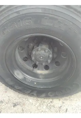 HUB PILOTED - ALUMINUM 22.5 X 8.25 WHEEL