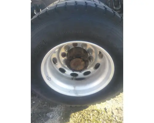 HUB PILOTED - ALUMINUM 22.5 X 8.25 WHEEL