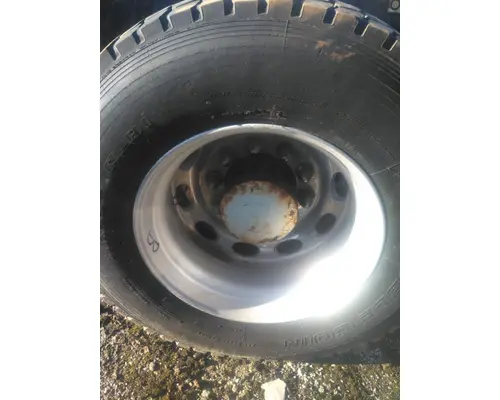 HUB PILOTED - ALUMINUM 22.5 X 8.25 WHEEL