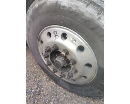 HUB PILOTED - ALUMINUM 22.5 X 8.25 WHEEL