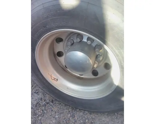 HUB PILOTED - ALUMINUM 22.5 X 8.25 WHEEL