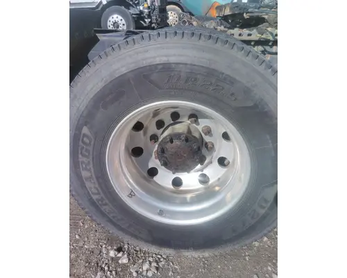 HUB PILOTED - ALUMINUM 22.5 X 8.25 WHEEL