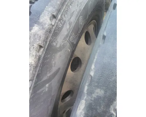 HUB PILOTED - ALUMINUM 22.5 X 8.25 WHEEL