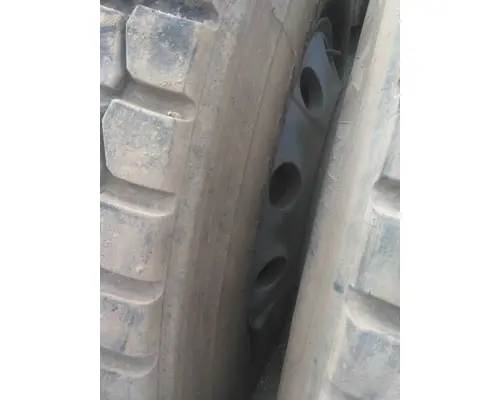 HUB PILOTED - ALUMINUM 22.5 X 8.25 WHEEL