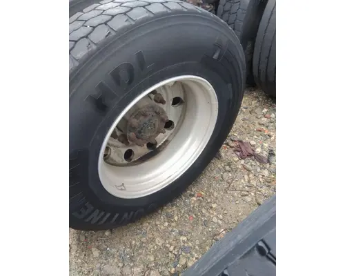 HUB PILOTED - ALUMINUM 22.5 X 8.25 WHEEL