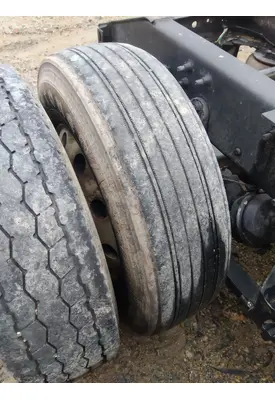 HUB PILOTED - ALUMINUM 22.5 X 8.25 WHEEL