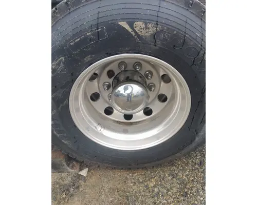 HUB PILOTED - ALUMINUM 22.5 X 8.25 WHEEL