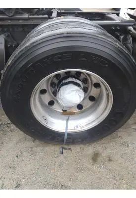 HUB PILOTED - ALUMINUM 22.5 X 8.25 WHEEL