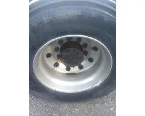 HUB PILOTED - ALUMINUM 22.5 X 8.25 WHEEL