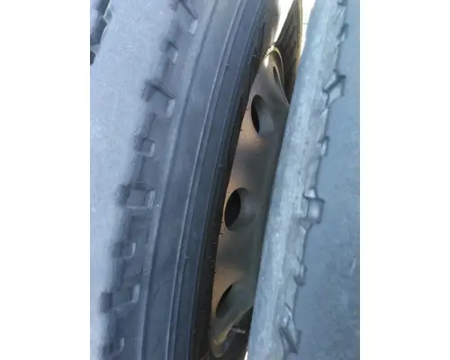 HUB PILOTED - ALUMINUM 22.5 X 8.25 WHEEL