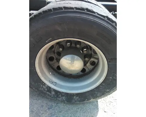 HUB PILOTED - ALUMINUM 22.5 X 8.25 WHEEL