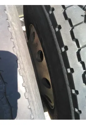 HUB PILOTED - ALUMINUM 22.5 X 8.25 WHEEL