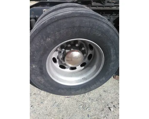 HUB PILOTED - ALUMINUM 22.5 X 8.25 WHEEL