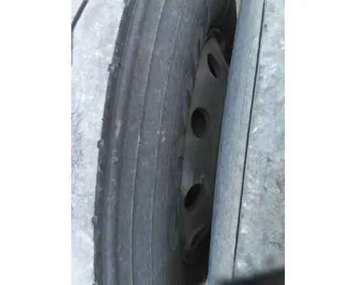 HUB PILOTED - ALUMINUM 22.5 X 8.25 WHEEL